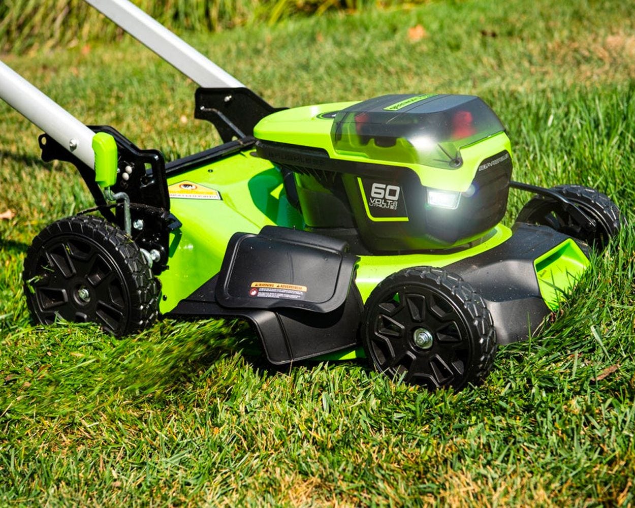 60V 21" Cordless Battery Push Mower and 610 CFM Blower Combo Kit w/ 5.0Ah Battery and Charger